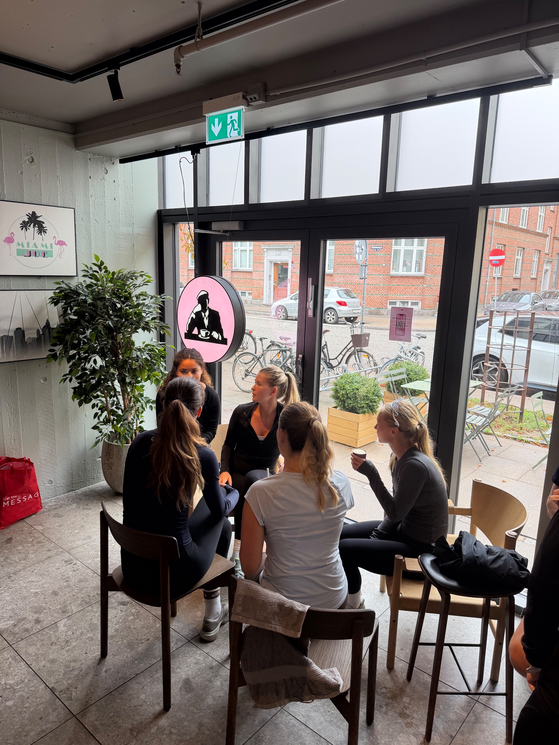 Mental Health Club, picture 1